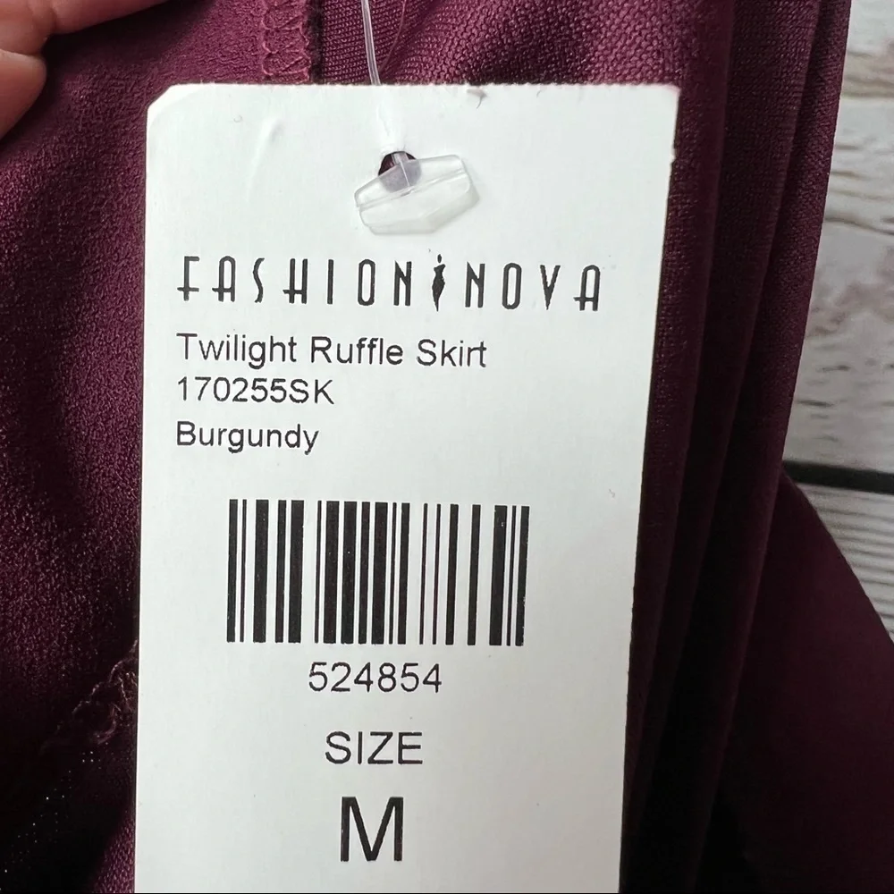 Nwt Fashion Nova Twilight Ruffle Skirt Oxblood - Picture 5 of 7